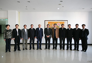 國家質(zhì)檢總局局長王勇、副局長支樹平、紀(jì)檢組長王煒、總工程師張綱在&ldquo;全國質(zhì)量知識(shí)競賽&rdquo;復(fù)賽現(xiàn)場親切接見中國質(zhì)量檢驗(yàn)協(xié)會(huì)秘書長張軍、秘書長助理張明